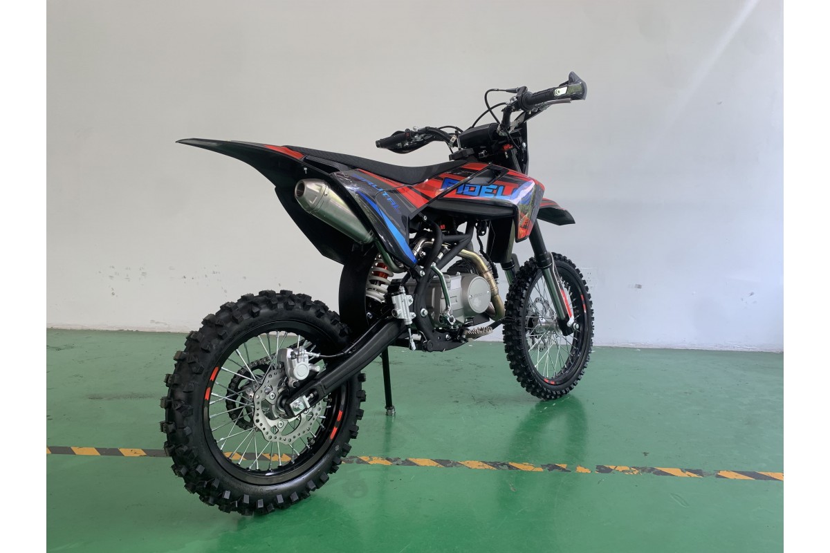 fidelis-moto-brutal-3-1200x800